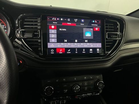 Certified 2025 Dodge Durango GT image 16