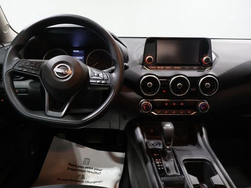 Used 2024 Nissan Sentra S image 17