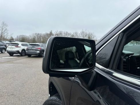 Used 2022 GMC Sierra 1500 SLT w/ SLT Premium Plus Package image 14