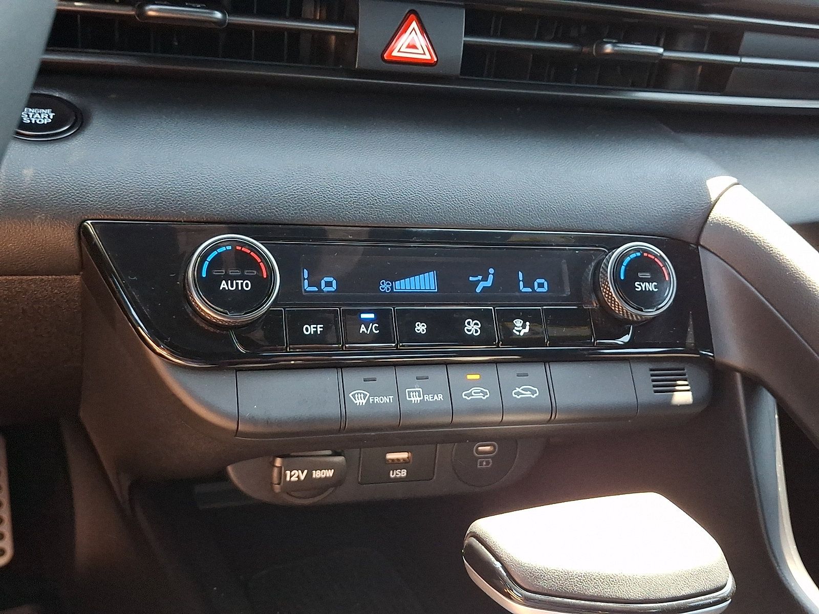 Certified 2025 Hyundai Elantra Sport FWD image 15