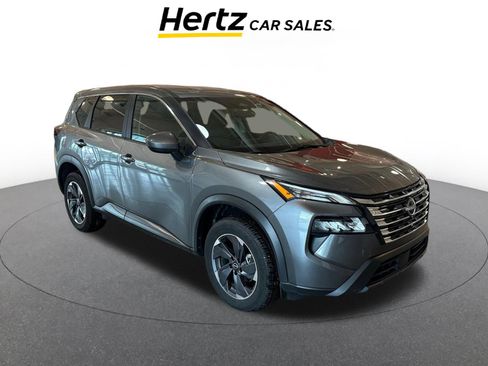 Used 2025 Nissan Rogue SV image 1