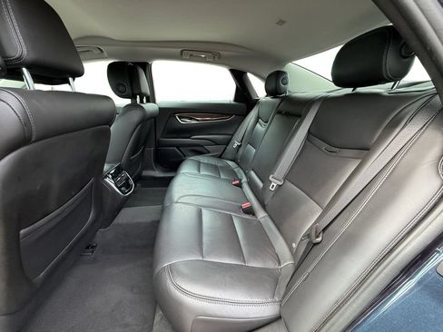 Used 2013 Cadillac XTS Luxury AWD/4WD image 14