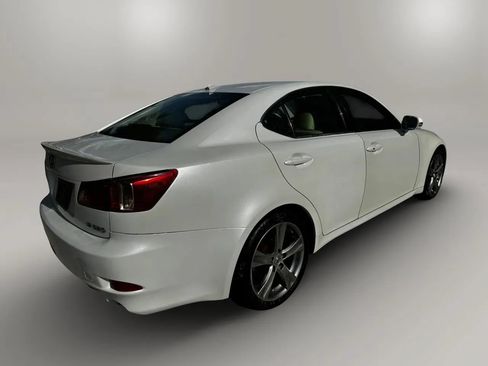 Used 2011 Lexus IS 250 RWD image 6