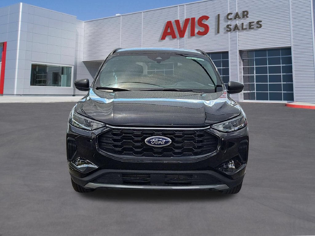 Used 2025 Ford Escape ST-Line AWD/4WD image 2