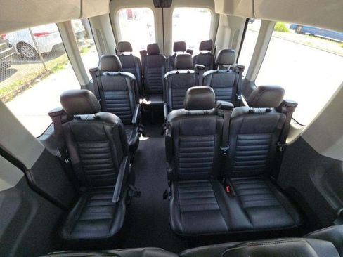 Used 2023 Ford Transit 350 XLT RWD image 5