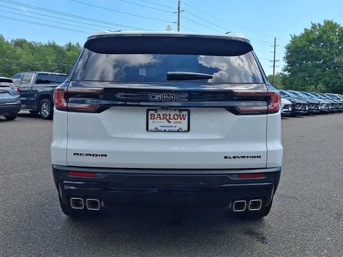Used 2026 GMC Acadia Elevation w/ Black Edition FWD image 5