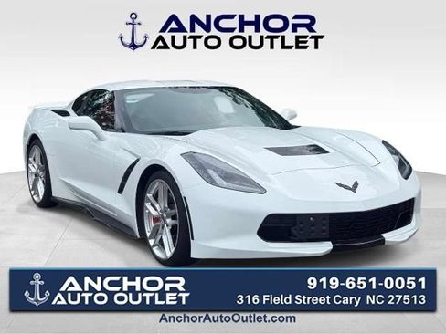 Used 2015 Chevrolet Corvette Stingray Coupe RWD image 1
