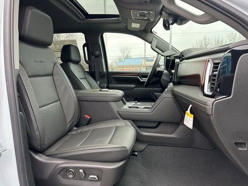New 2026 GMC Sierra 3500 Denali w/ Denali Reserve Package image 7