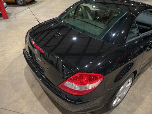 Used 2006 Mercedes-Benz SLK 350 SLK 350 2dr Convertible image 34