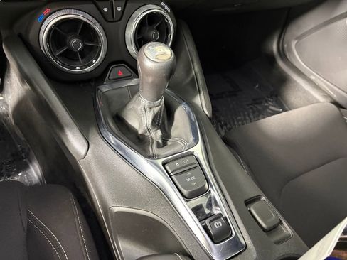 Used 2021 Chevrolet Camaro LS image 21