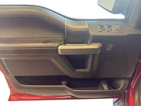 Used 2016 Ford F150 XLT w/ Equipment Group 302A Luxury AWD/4WD image 15