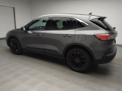 Used 2021 Ford Escape SE FWD image 3