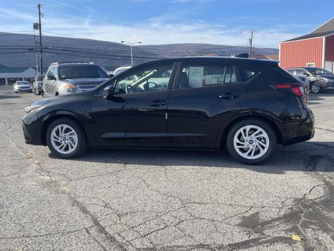 Used 2025 Subaru Impreza 2.0i image 7