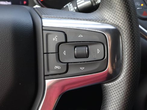 Used 2025 Chevrolet Blazer LT image 26