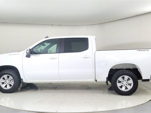 Used 2023 Chevrolet Silverado 1500 LT w/ Work Truck Package image 4