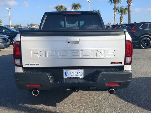 Certified 2025 Honda Ridgeline TrailSport+ image 5