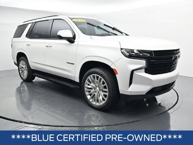 Used 2024 Chevrolet Tahoe RST w/ Luxury Package AWD/4WD image 2