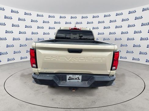 Used 2024 Chevrolet Colorado Z71 w/ Z71 Convenience Package 2 AWD/4WD image 6
