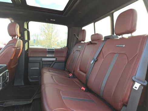 Used 2019 Ford F350 Platinum w/ Platinum Ultimate Package image 16