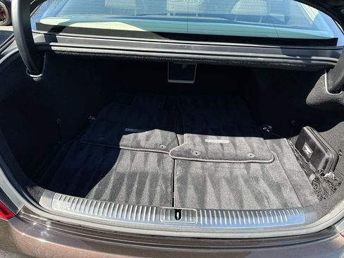 Used 2019 Genesis G90 3.3T Premium image 20