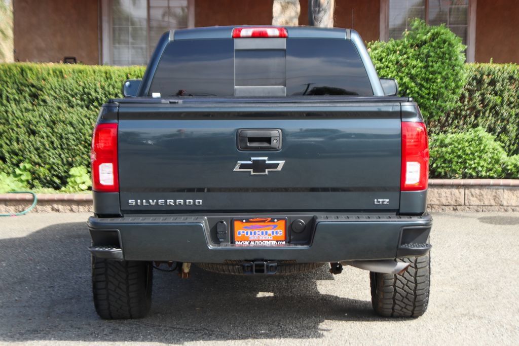 Used 2018 Chevrolet Silverado 1500 LTZ Z71 AWD/4WD image 7