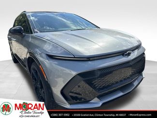 Used 2024 Chevrolet Equinox EV RS FWD video 2