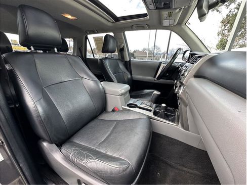 Used 2011 Toyota 4Runner SR5 w/ Premium Pkg w/Leather image 14