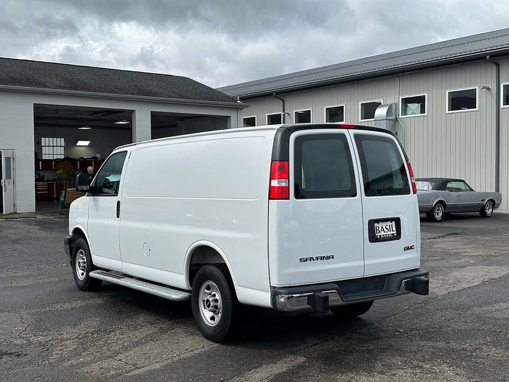 Used 2025 GMC Savana 2500 w/ Driver Convenience Package RWD image 13