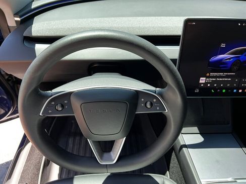 Used 2025 Tesla Model 3 Long Range AWD/4WD image 27