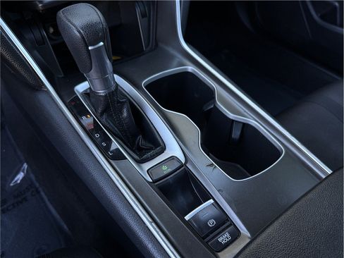 Used 2019 Honda Accord EX image 14