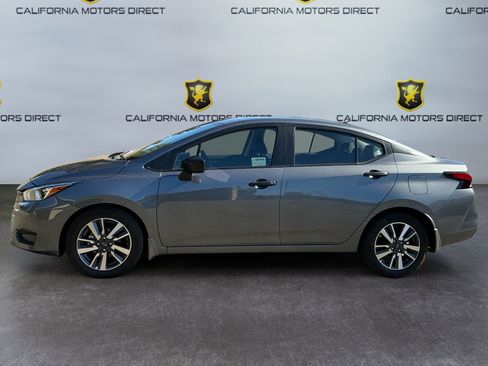 Used 2024 Nissan Versa S w/ S Plus Package image 8