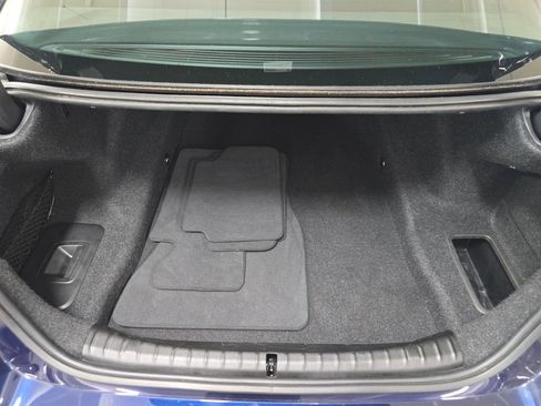 Used 2021 BMW M550i xDrive w/ Executive Package image 27