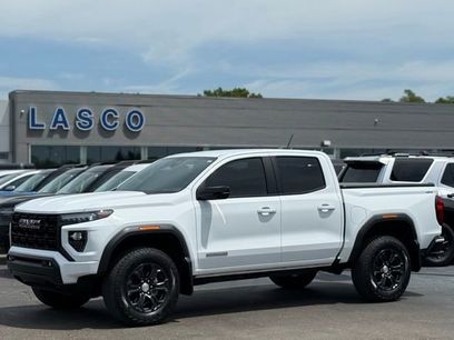 Used 2024 GMC Canyon Elevation w/ Convenience Package