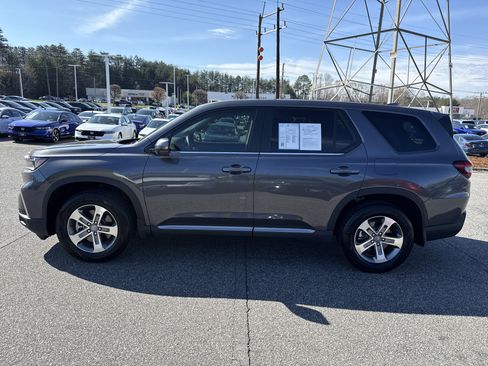 Certified 2025 Honda Pilot EX-L image 7