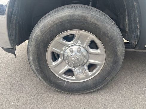 Used 2016 RAM 2500 Tradesman w/ Chrome Appearance Group image 2