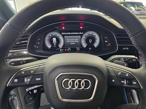 New 2025 Audi Q8 Premium Plus image 24