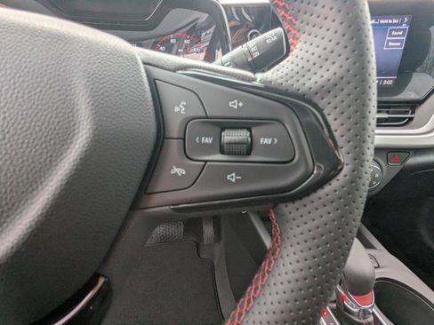 New 2026 Chevrolet Trax RS w/ Sunroof Package image 29