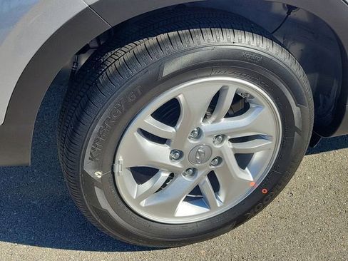 New 2026 Hyundai Venue SE image 24