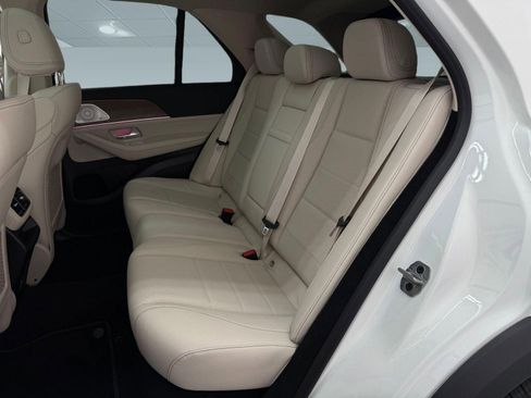 New 2026 Mercedes-Benz GLE 450e 4MATIC image 12