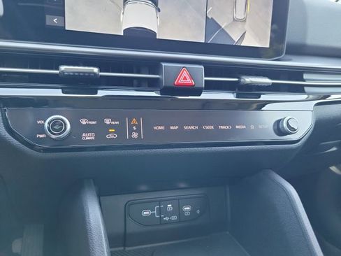 Certified 2026 Kia Sportage SX FWD image 24