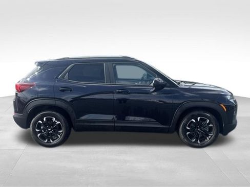 Certified 2021 Chevrolet TrailBlazer LT w/ Convenience Package FWD image 5