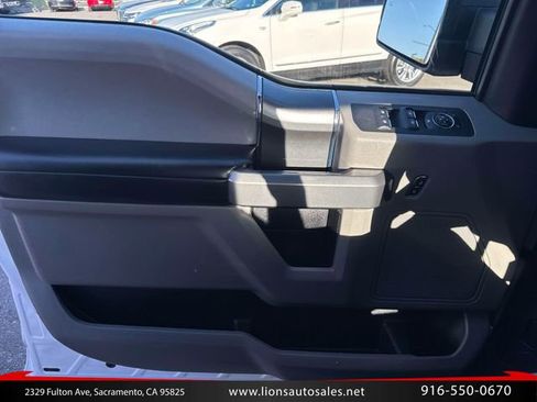 Used 2018 Ford F150 XLT w/ Equipment Group 302A Luxury AWD/4WD image 18