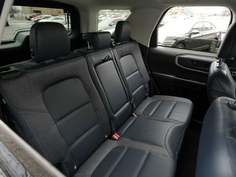 Used 2021 Ford Bronco Sport Outer Banks w/ Outer Banks Package (96D) image 27