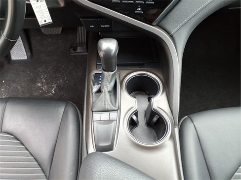 Used 2023 Toyota Camry SE image 22