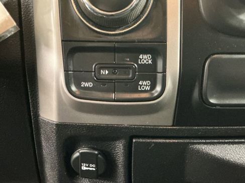 Used 2020 RAM 1500 Classic Warlock image 32