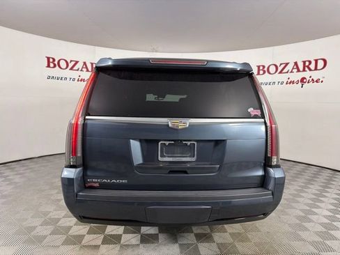 Used 2020 Cadillac Escalade ESV Luxury AWD/4WD image 7