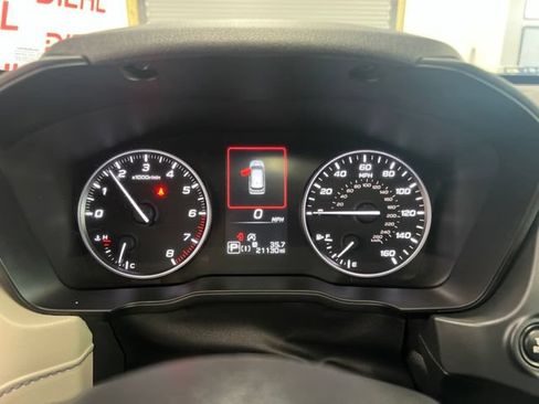 Used 2025 Subaru Forester Limited w/ Popular Package #1 AWD/4WD image 26
