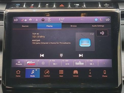 Used 2022 Jeep Grand Cherokee Limited 4xe image 21