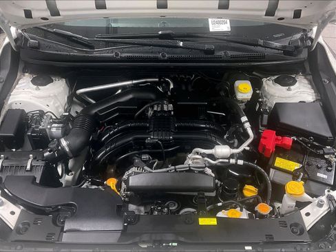 Used 2024 Subaru Crosstrek 2.0i Premium image 31