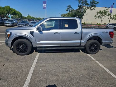 Used 2025 Ford F150 Lariat w/ Equipment Group 502A High AWD/4WD image 5